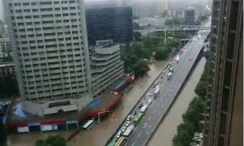 武汉暴雨预警最新消息_武汉暴雨的最新预报